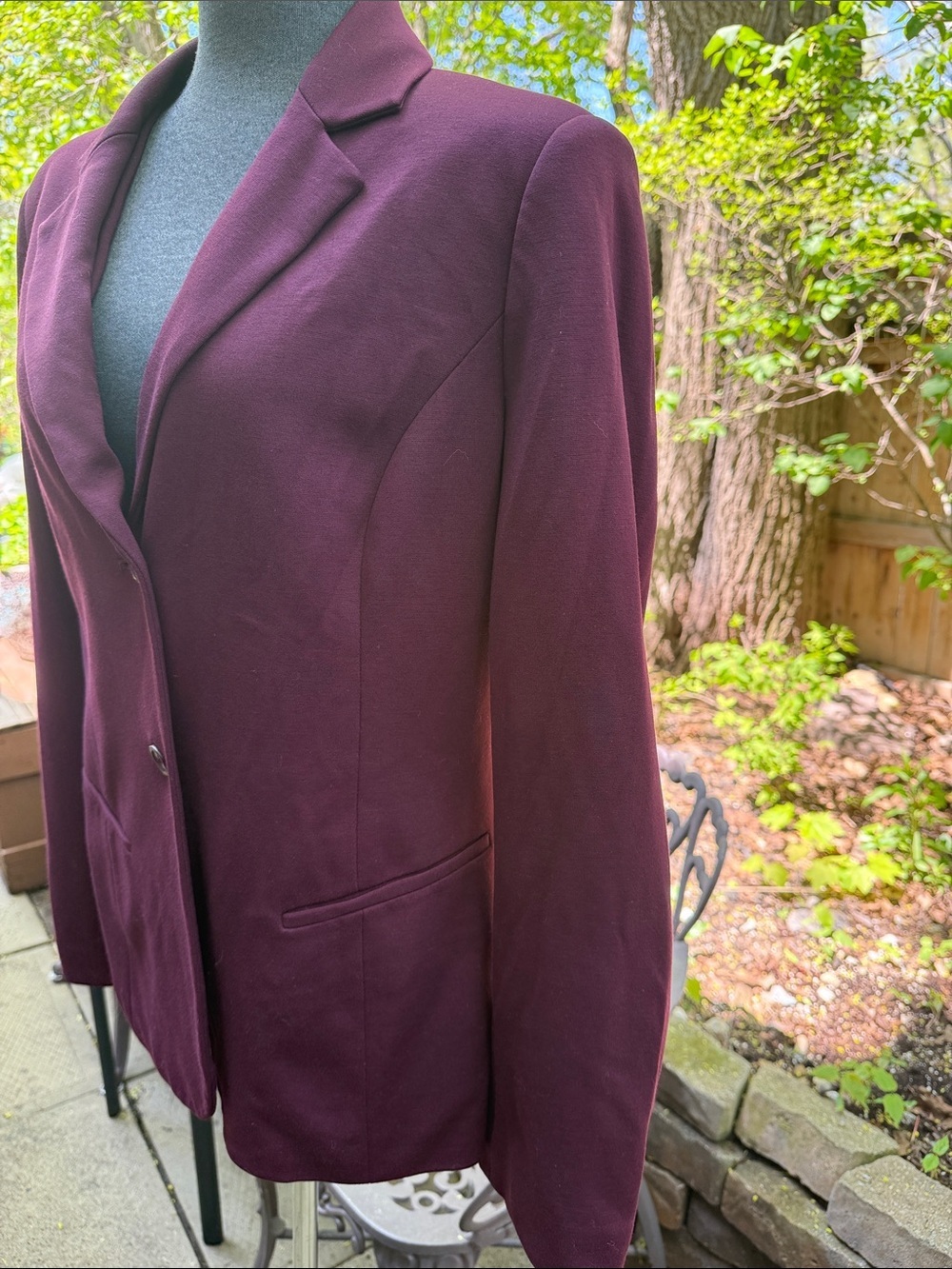 Cleo tailored blazer in a rich plum purple Size 8 - Picture 2 of 11
